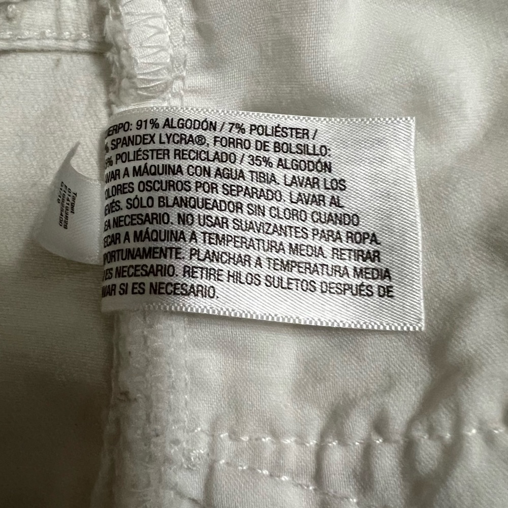 UNIVERSAL THREAD SHORTS WHITE - Picture 8 of 10